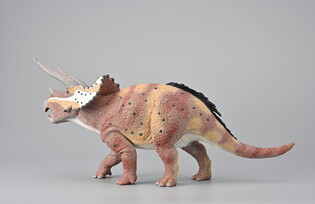 COLLECTA TRICERATOPS Z RUCHOMĄ SZCZĘKĄ SKALA 1:40 4